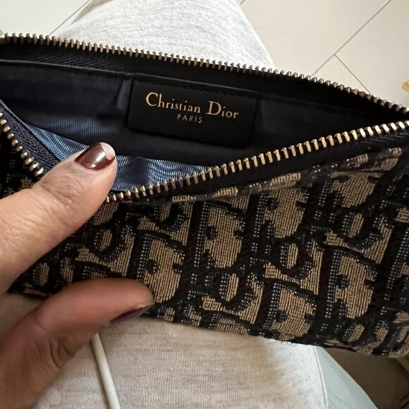 Dior small purse - Picture 6 of 9
